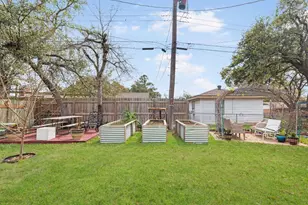 1317 Garden Ln, Bryan, TX 77802 - Photo 28