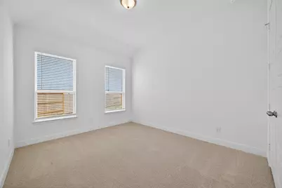 13613 Windward Mist Drive, Texas City, TX 77568 - Photo 22