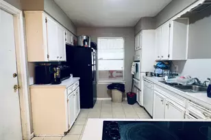 7706 Sawmill Trail, Houston, TX 77040 - Photo 8