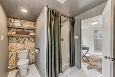 1604 Avenue P, Huntsville, TX 77340 - Photo 12