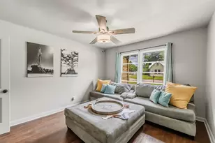 1604 Ave P, Huntsville, TX 77340 - Photo 6