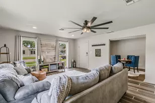 1604 Ave P, Huntsville, TX 77340 - Photo 26