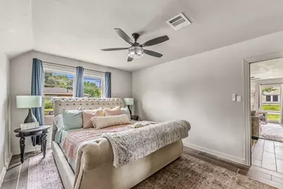 1604 Avenue P, Huntsville, TX 77340 - Photo 16