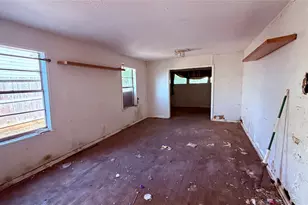 6515 Narcissus St, Houston, TX 77087 - Photo 2