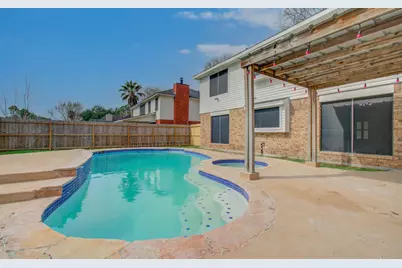 2211 S Mission Circle, Friendswood, TX 77546 - Photo 42
