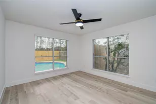 2211 S Mission Cir, Friendswood, TX 77546 - Photo 16