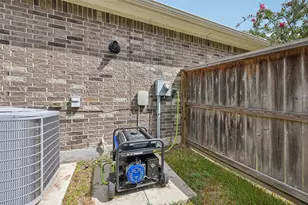 205 Elianne Lace Ct, Willis, TX 77318 - Photo 34