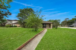 8227 Ivan Reid Dr, Houston, TX 77040 - Photo 4