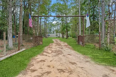 280 Martin Creek Drive, Cleveland, TX 77328 - Photo 2