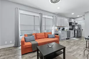 412 Drew St, Houston, TX 77006 - Photo 2