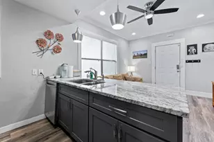 412 Drew St, Houston, TX 77006 - Photo 12