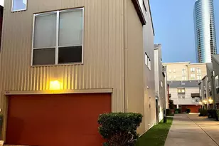 823 Robin St, Houston, TX 77019 - Photo 4