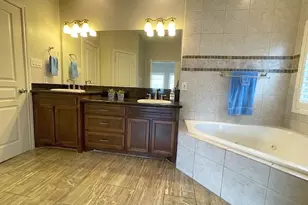 3738 Elizabeth Ct, Houston, TX 77025 - Photo 20