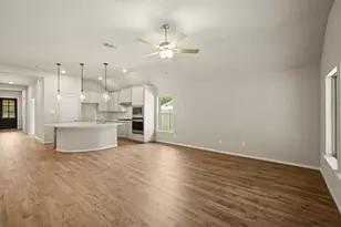 9170 Grand Jubilee Dr, Montgomery, TX 77316 - Photo 10