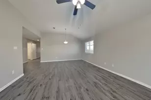 2519 Fox Water Dr, Spring, TX 77386 - Photo 2