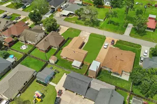 11024 San Jacinto Dr, La Porte, TX 77571 - Photo 20
