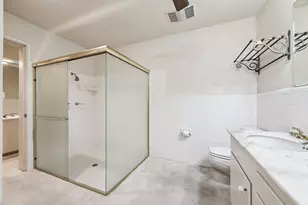 1505 Driftwood Ln, Galveston, TX 77551 - Photo 38