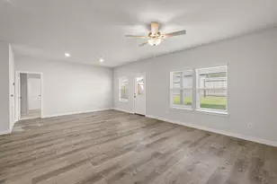 11974 Wisteria Mdws Dr, Willis, TX 77318 - Photo 10