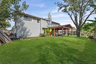 6815 Inwood W Dr, Houston, TX 77088 - Photo 16