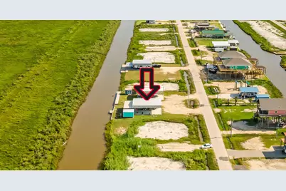 1306 Mabry Street, Gilchrist, TX 77617 - Photo 1
