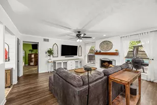 3031 Falling Brook Dr, Houston, TX 77345 - Photo 12