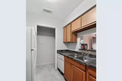 12502 Ashford Meadow Drive #4, Houston, TX 77082 - Photo 4