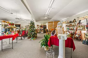 810 Miller, Anahuac, TX 77514 - Photo 12