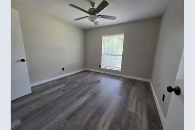 12738 Shannon Hills Drive, Houston, TX 77099 - Photo 18