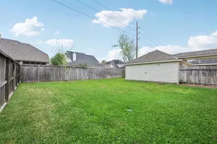 5918 Pebble Bank Ln, Houston, TX 77041 - Photo 36