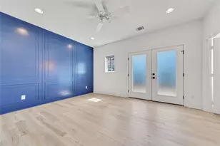 1035 W 24th St, Houston, TX 77008 - Photo 6