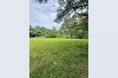 33 N County Road 2066, Liberty, TX 77575 - Photo 6