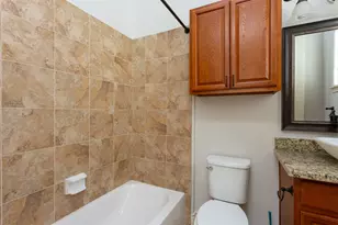 5743 Kiam St, Houston, TX 77007 - Photo 6