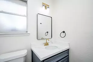 1224 Sagebrush St, Angleton, TX 77515 - Photo 6