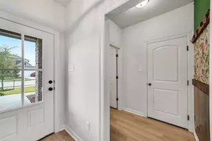 10902 Bonfire Trl, Beasley, TX 77417 - Photo 6