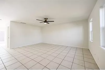 37 San Jacinto Drive, Galveston, TX 77550 - Photo 6