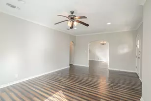 934 Lehman St, Houston, TX 77018 - Photo 8