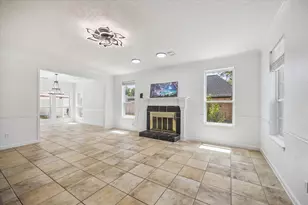 2503 Hodges Bend Cir, Sugar Land, TX 77479 - Photo 4