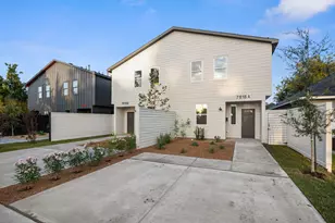 7818 Hanfro Ln, Houston, TX 77088 - Photo 2