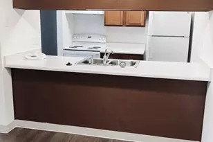 260 N Maple Rd, Saline, MI 48176 - Photo 6