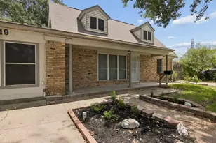 519 Oldcastle St, Houston, TX 77013 - Photo 2