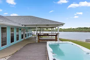 779 Cr 257, Matagorda, TX 77457 - Photo 38