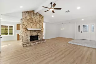 1322 Littleport Ln, Channelview, TX 77530 - Photo 4