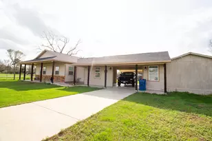 1245 4th St, Hempstead, TX 77445 - Photo 22