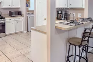 817 S 1st St, La Porte, TX 77571 - Photo 12