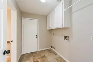 3910 Misty Gardens Ct, Kingwood, TX 77339 - Photo 26