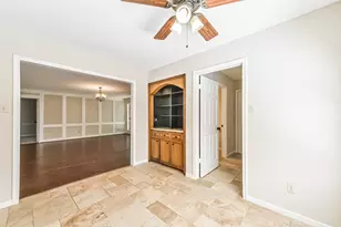 3910 Misty Gardens Ct, Kingwood, TX 77339 - Photo 20