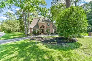 3910 Misty Gardens Ct, Kingwood, TX 77339 - Photo 2