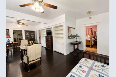 1012 W Adoue Street, Alvin, TX 77511 - Photo 4