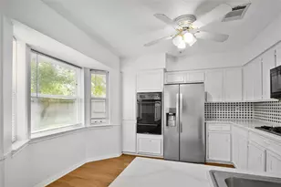 2005 S Savanna Ct S, League City, TX 77573 - Photo 14