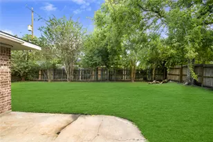 2005 S Savanna Ct S, League City, TX 77573 - Photo 4
